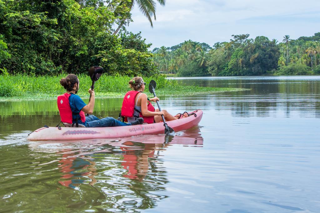 Lirio Lodge Barra de Pacuare Ngoại thất bức ảnh