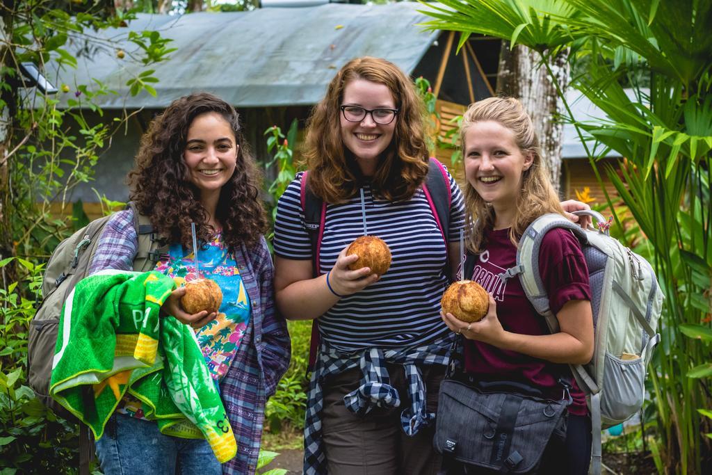Lirio Lodge Barra de Pacuare Ngoại thất bức ảnh