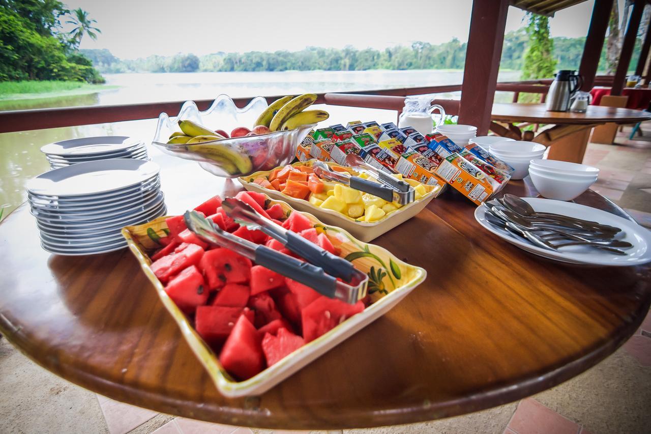 Lirio Lodge Barra de Pacuare Ngoại thất bức ảnh